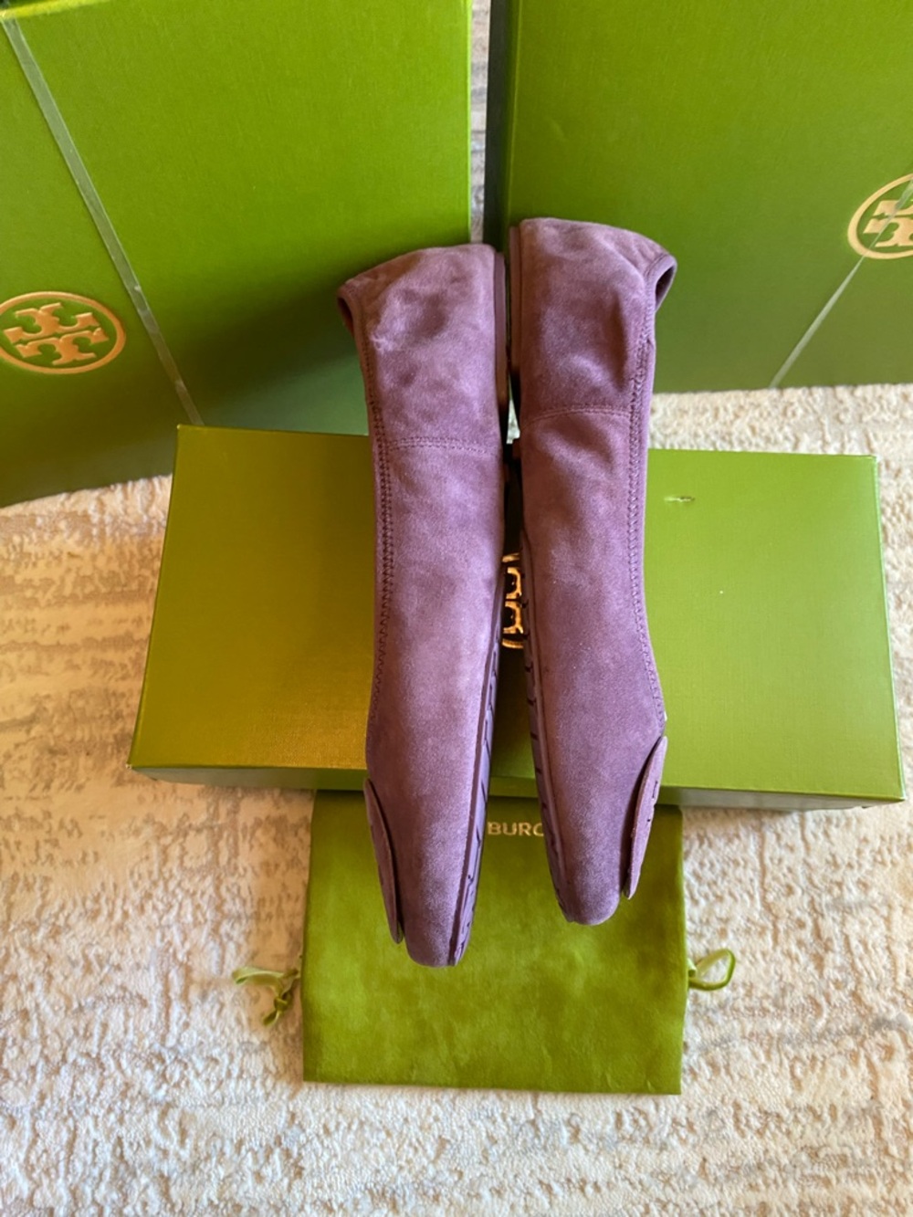Tory Burch Mauve Suede Logo Ballet Flats - Picture 6 of 10
